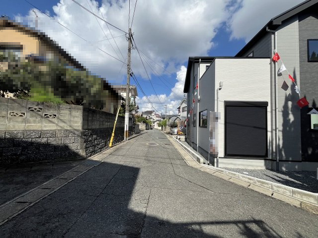 【その他】 | 福岡市南区和田2丁目3期　1号棟（全1棟）【仲介手数料無料・0円】 | 現地写真。前面道路です。