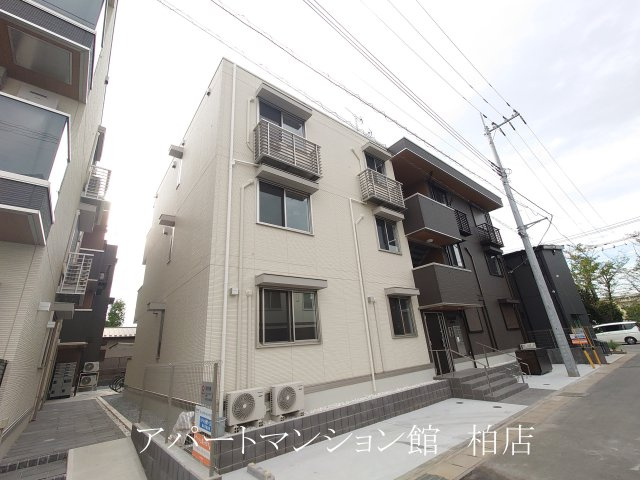 コニフェールⅢの外観