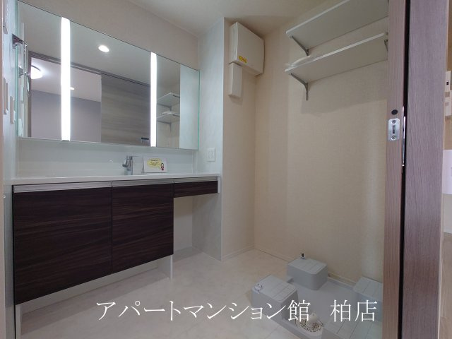 コニフェールⅢの独立洗面台