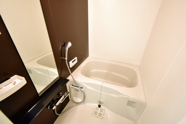 ソルテラス甲子園口クレアストの浴室