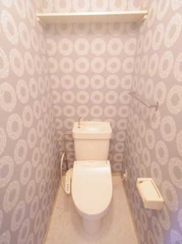 小平市学園西町１丁目のアパートのトイレ|同仕様写真