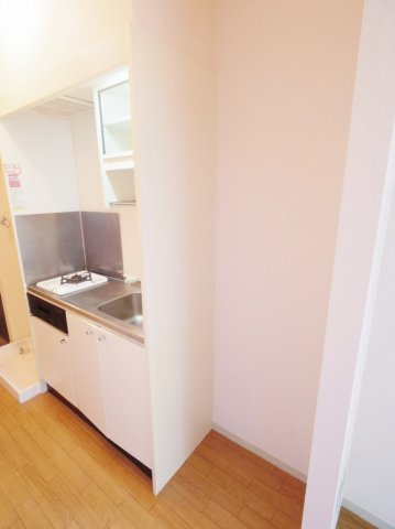 小平市学園西町１丁目のアパートのキッチン|同仕様写真