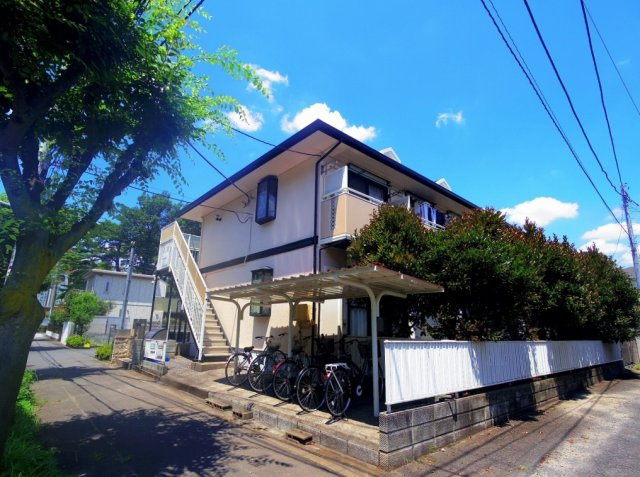 小平市学園西町１丁目のアパートの外観