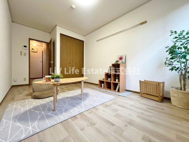 エントピア新秋津　ＡＢの居間・リビング