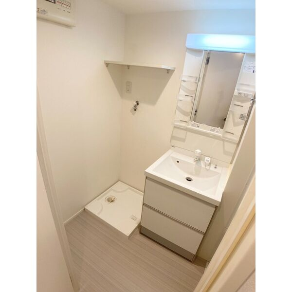 ASTERIA新栄の洗面所