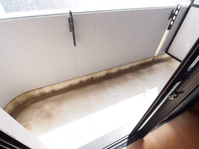 グリーンコートⅢ番館のバルコニー