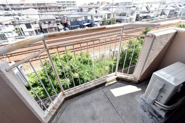 甲子園口ハイムのバルコニー