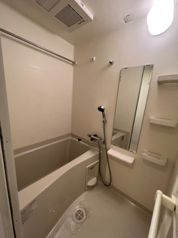 プレサンス大須プライマル　名古屋市賃貸　仲介手数料無料の浴室