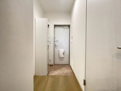 【玄関】 | Prevoyance桜並木駅東 | ※同型モデルの参考写真です