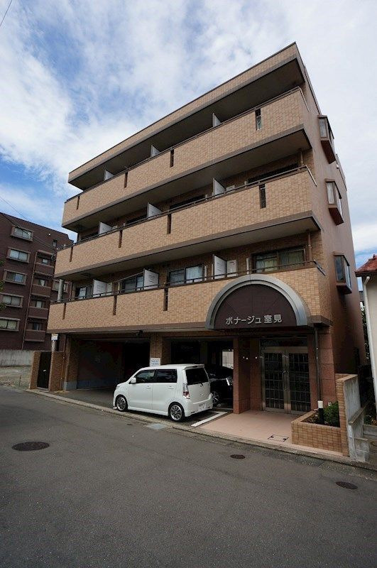 ボナージュ室見の外観