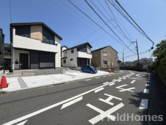 大和市下鶴間新築戸建て　6期3号棟の前面道路含む現地写真|前面道路含む現地写真です。
