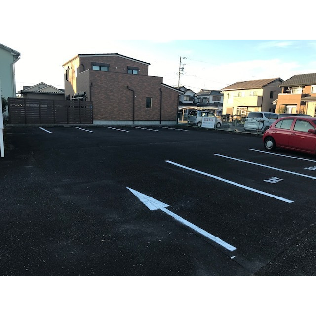 鷺山東神谷駐車場の駐車場