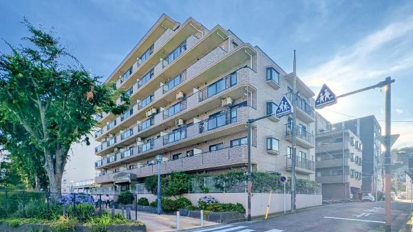 横浜市磯子区磯子３丁目の中古マンションの外観|いつでもご案内可能です！
お車でご自宅まで送迎承ります。