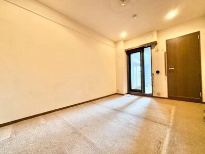 【寝室】 | ギャラリーコートハイム上野芝 | 家族一人ひとりの大切なプライベート空間。趣味に合わせて使って頂けるようシンプルに仕上げてあります。暮らし心地を大きく左右する収納を、適材適所に配置し使い勝手を考慮しました。