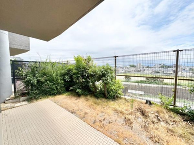 【バルコニー】 | ギャラリーコートハイム上野芝 | 南向きで陽当りが良く、お洗濯物が良く乾き気持ち良いです！