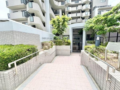 【エントランス】 | ギャラリーコートハイム上野芝 | ☆綺麗なエントランス！毎日の生活にも彩りが増します♪☆