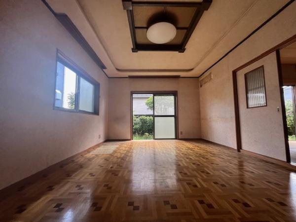 【居間・リビング】