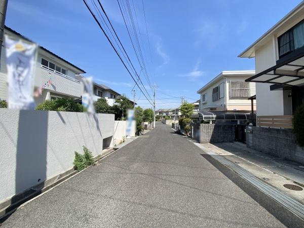 【前面道路含む現地写真】 | 西区樫野台4丁目　中古戸建