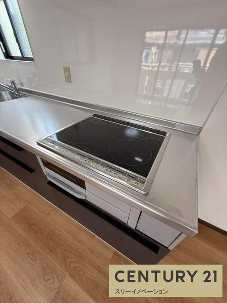 大正区小林東３丁目中古戸建のキッチン|ＩＨコンロ付き！