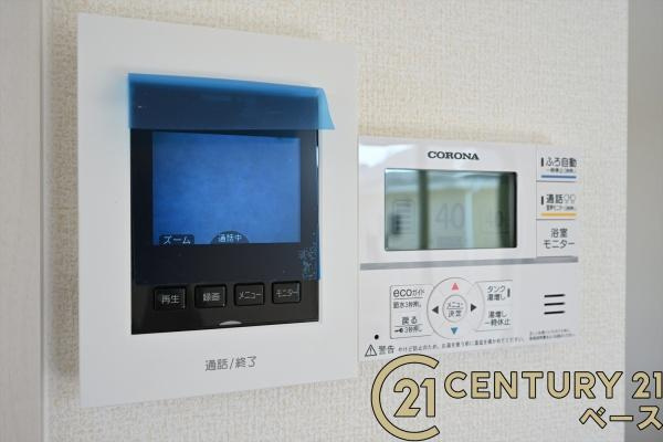 リーブルガーデン萩の台 ３号棟 ／新築一戸建の内装|■現地撮影写真■ＴＶモニター付きインターホンで防犯対策もバッチリ！来客も一目でわかり安心です！