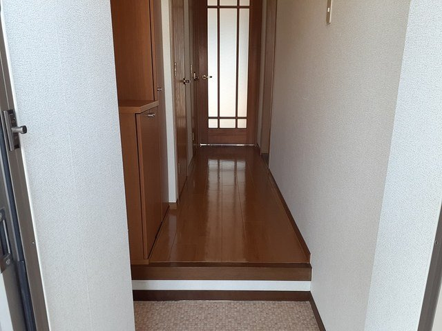 【玄関】 | オネストイズミヤＢ