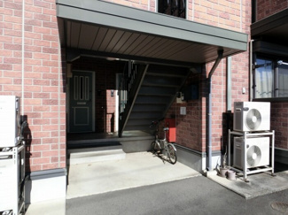 【エントランス】 | リヴェールハウス