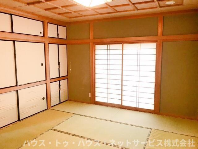 立花戸建ての和室