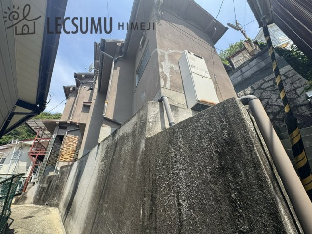 姫路市家島町真浦/中古戸建の前面道路含む現地写真
