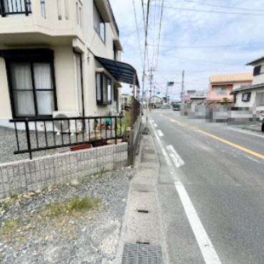 売土地　中央区和合北4丁目の前面道路含む現地写真