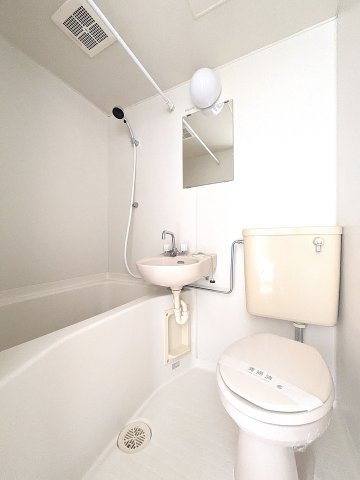 ゴールドクレイ太田の浴室