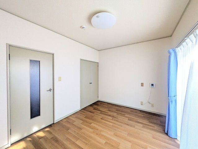 ゴールドクレイ太田の洋室