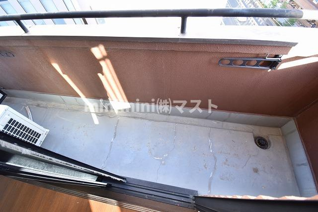 スタシオン梅田イーストのバルコニー