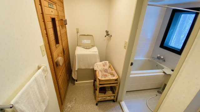 浅間ハイランドパーク プルミエールC棟1階 2LDK サウナ付きの脱衣所