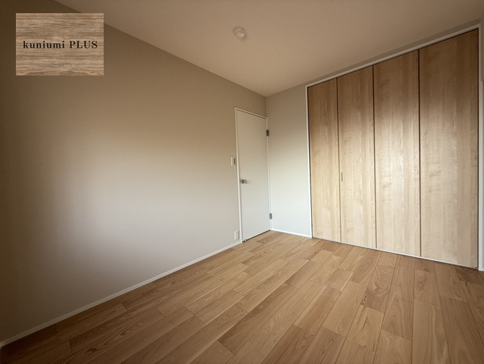 鶴見緑地コーポの洋室