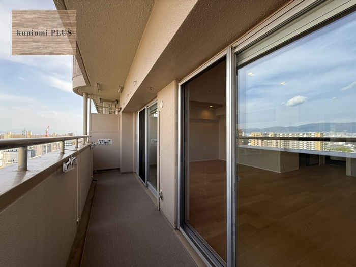 鶴見緑地コーポのバルコニー