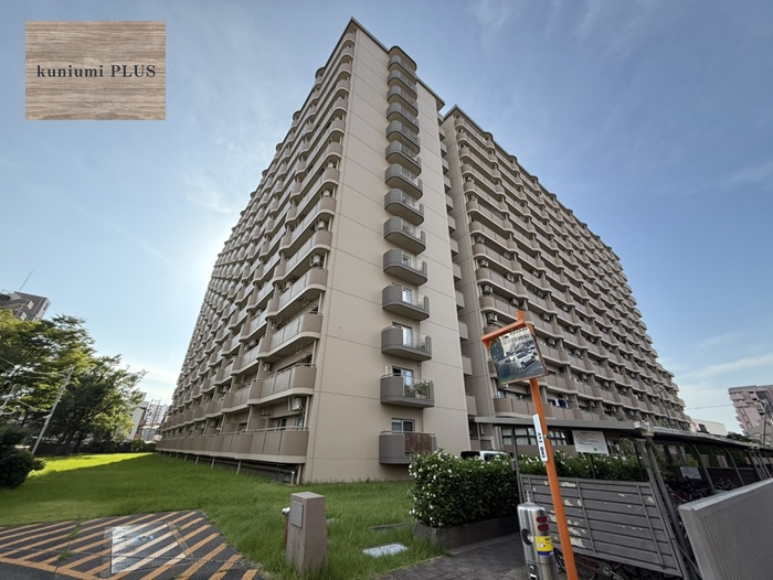 鶴見緑地コーポの外観