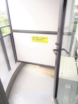 【バルコニー】 | カルトゥーシュ芦花 | バルコニー　※2019年7月撮影