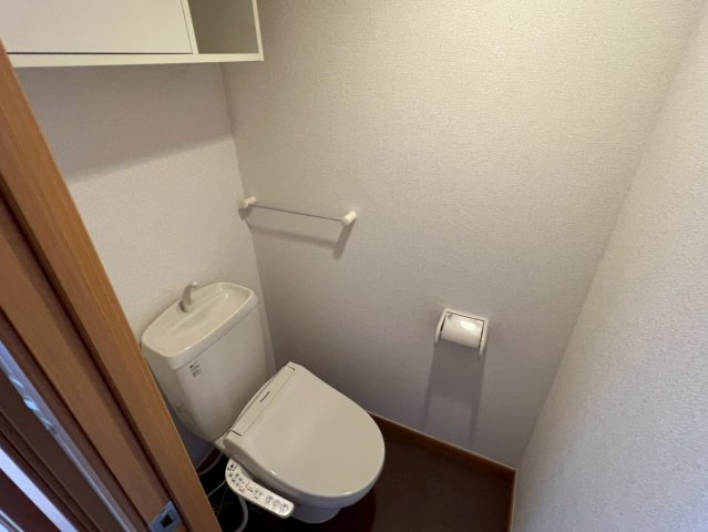 ジャンプ寺小路のトイレ