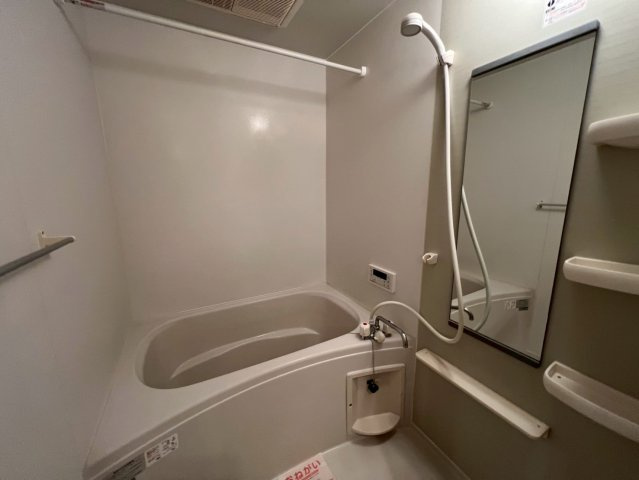 ジャンプ寺小路の浴室