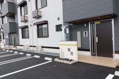 【エントランス】 | ＷＭ新八代 B棟 | 【ＷＭ新八代 B棟】