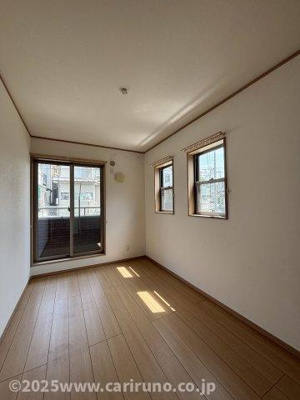 【洋室】 | メゾン・ド・ブリックB棟