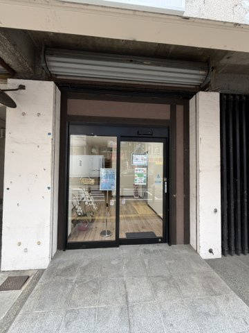 相模原市中央区相模原１丁目テナントのエントランス