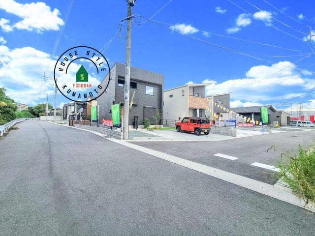 菊池郡大津町室第1-3棟（4号棟）の前面道路含む現地写真|見学の時間などお気軽にお問い合わせ下さい。