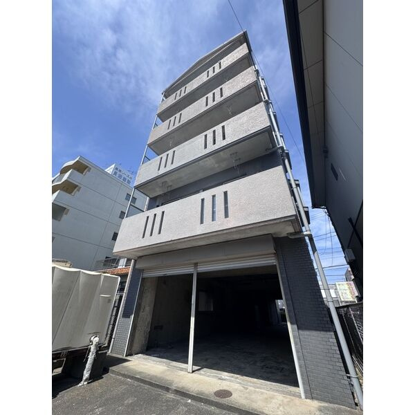 青木屋ビルの外観