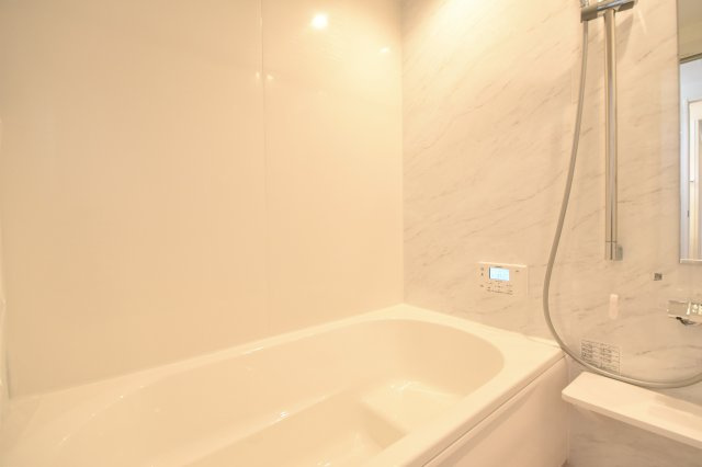 MH連島町鶴新田4号地の浴室