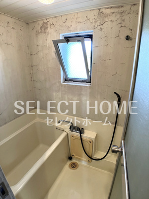 【浴室】 | コーポヒロモト | お風呂で日々の疲れを落としましょう