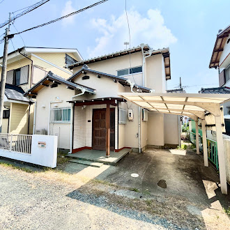 売中古戸建　中央区和合北4丁目の外観|駐車スペースは1台分です。