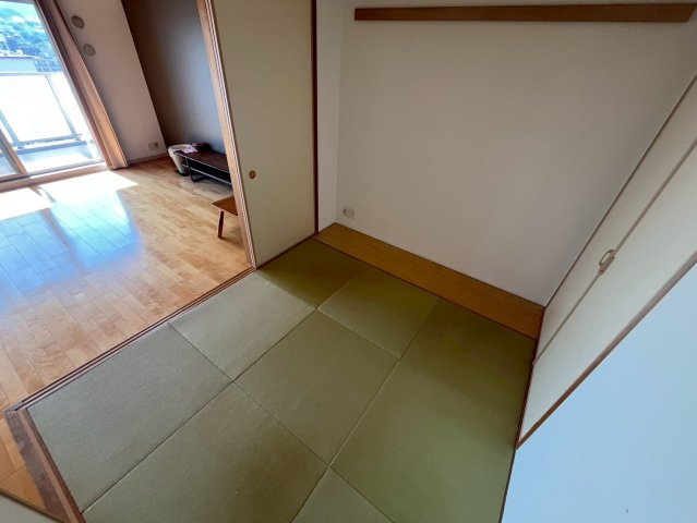 ジェイグラン高槻の和室