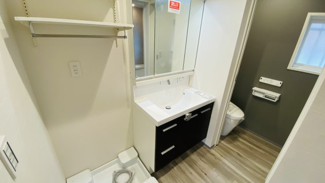 【動画付き】御代田 リフォーム済 中古平家戸建の洗面所