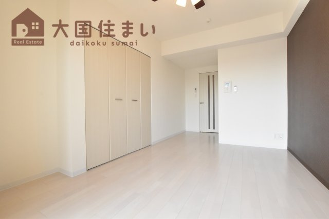 【洋室】 | Luxe難波西Ⅲ
